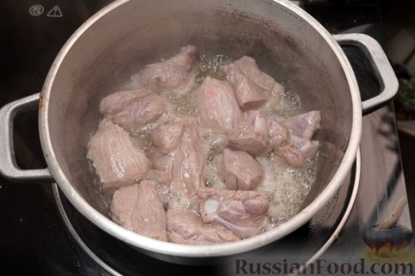 Рагу с баклажанами, кабачками и мясом